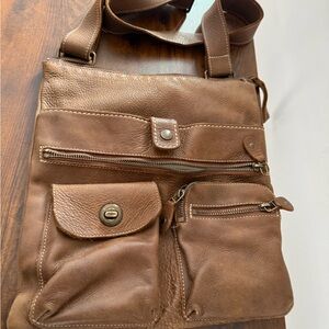 Roots Genuine Leather Crossbody bag